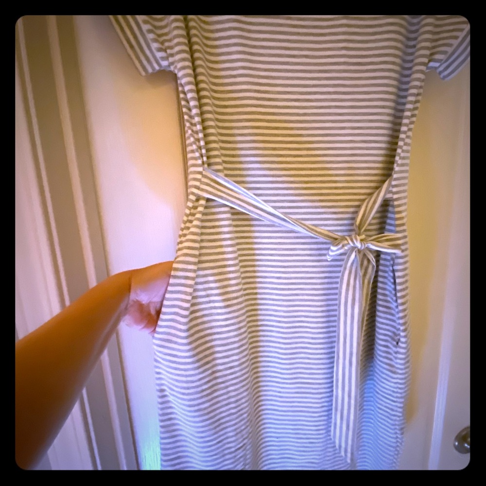 NWOT Gray Stripped Tshirt Midi Dress with Pockets!